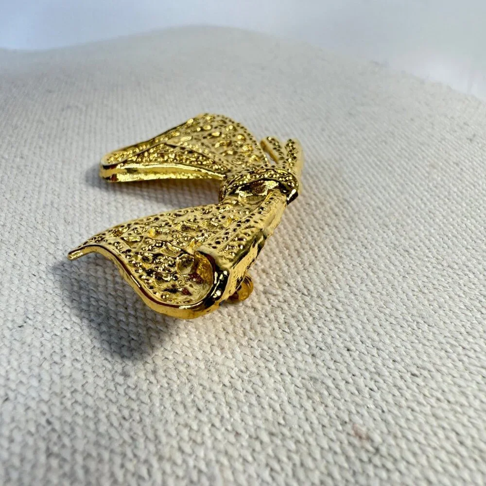 AAI elegant gold
